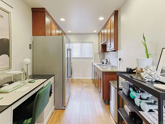 2nd image of 4834 W Mountain View Dr Unit 7