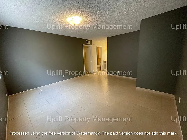 6811 Alvarado Rd #8 — Photo 14