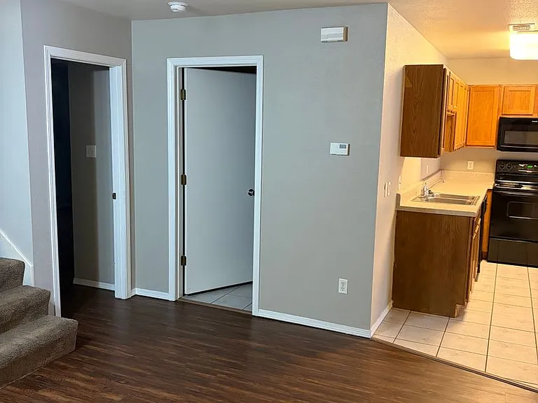 1125 Grinnel Cir — Photo 4