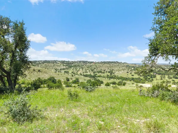 5434 Kendalia Rd, Blanco, TX 78606