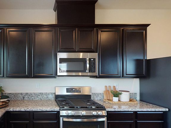 4th image of 1272 Arriaga Way