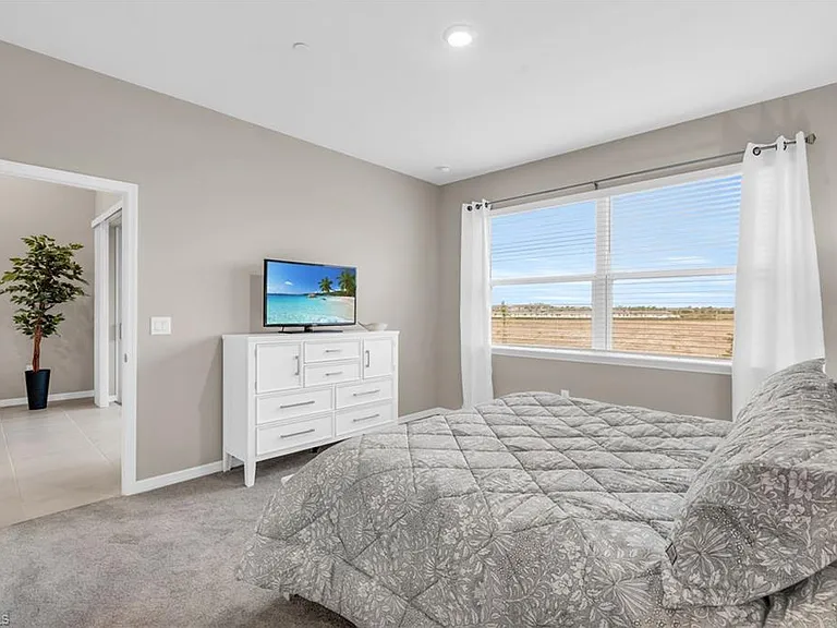 11811 Venetian Lagoon Dr #202 — Photo 18