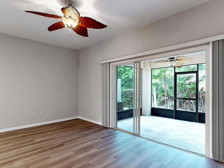 5881 Moonstone Ct — Photo 21
