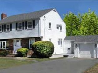 89 Neck St, Weymouth, MA 02191