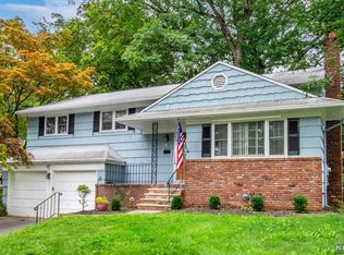 10-12 Randolph Dr, Morristown, NJ 07960