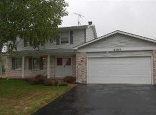 4185 Victoria Dr, Hoffman Estates, IL 60192