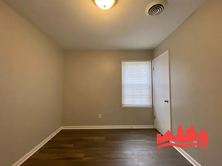 4960 Frankie Ln — Photo 12