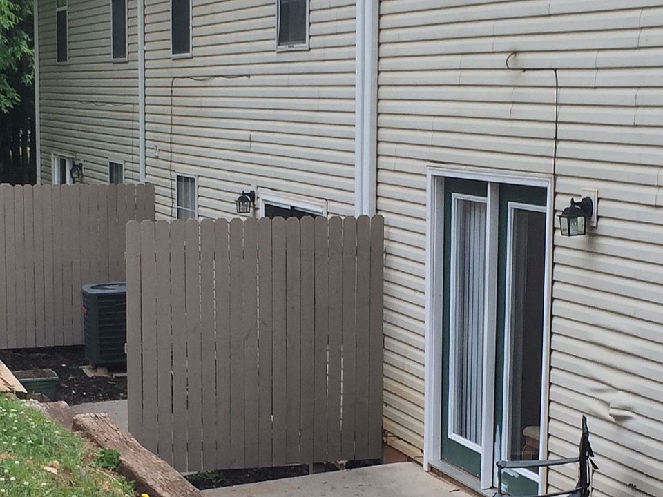 2nd image of 1012 Duward Ct