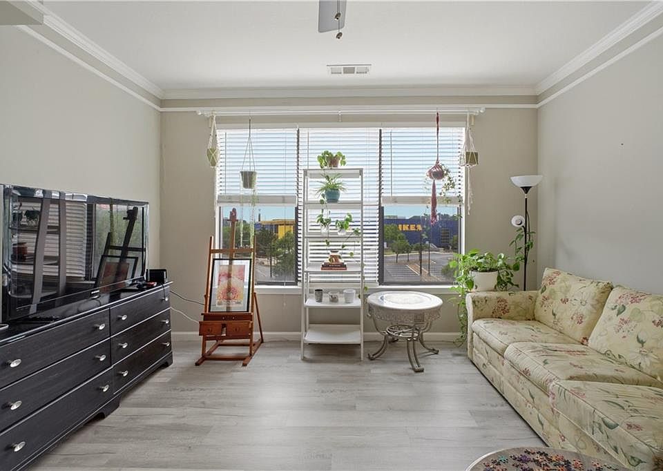 1st image of 400 17th St NW Unit 2321