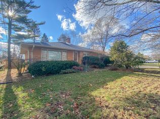 6205 64th St, Kenosha, WI 53142