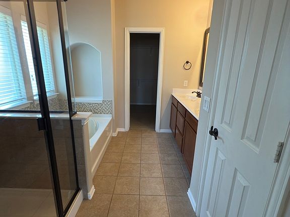 5th image of 1215 Inglewood Dr