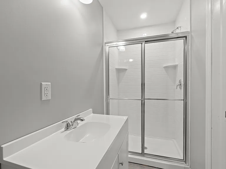 615 Fairmount Dr — Photo 18
