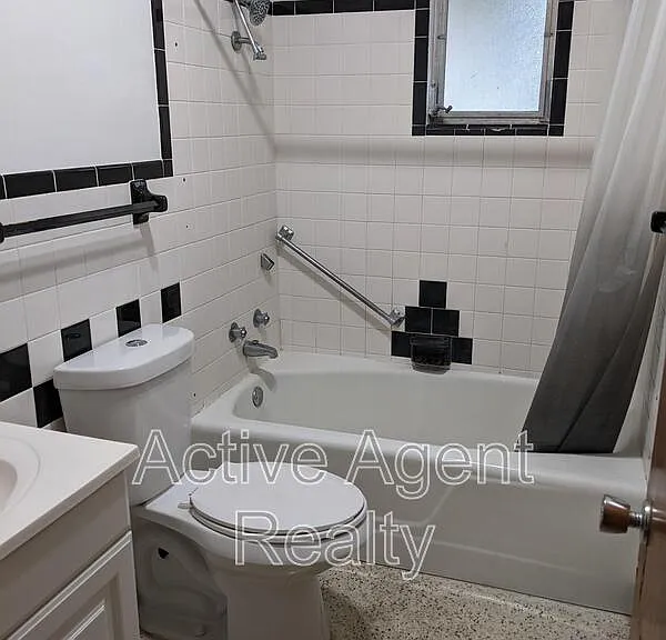 454 S Hibiscus Ave — Photo 4