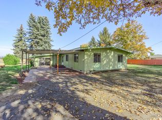 2554 W Stewart Ave, Medford, OR 97501