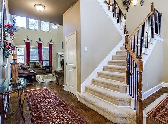 4th image of 3207 Vista Lake Cir