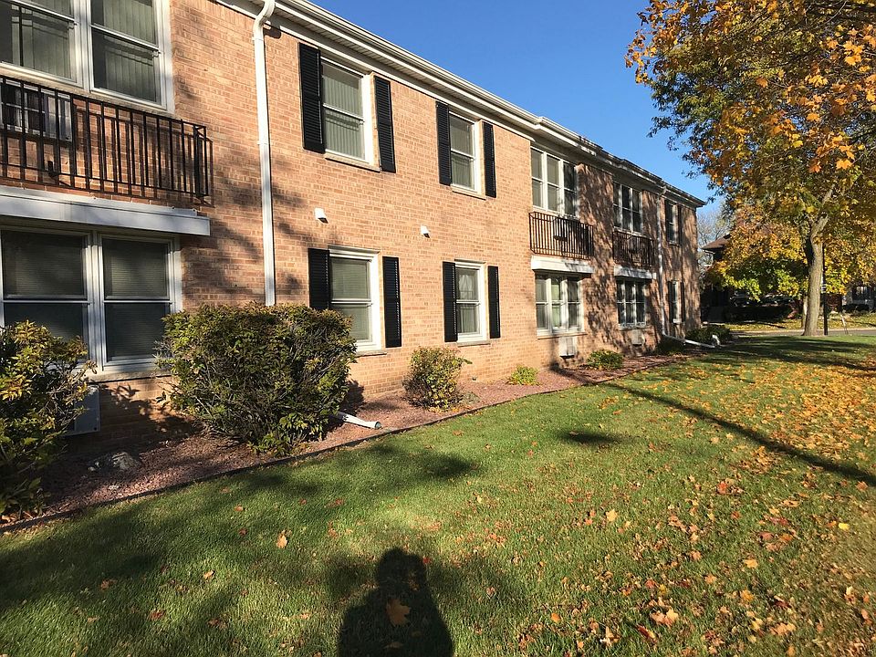 1st image of 86 N Park Ave #9
