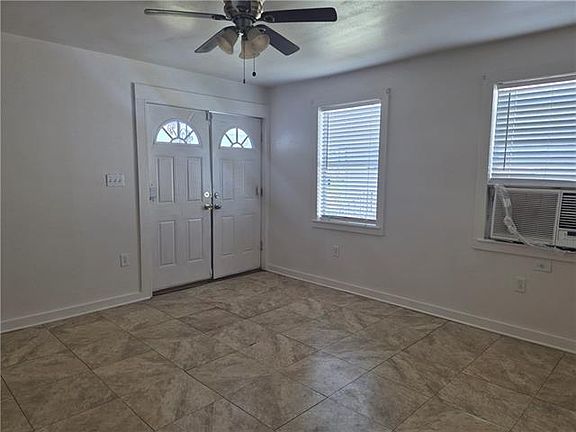 2nd image of 5546 Pasteur Blvd #A
