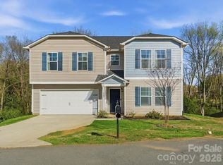 418 Perry Ln, Marshville, NC 28103