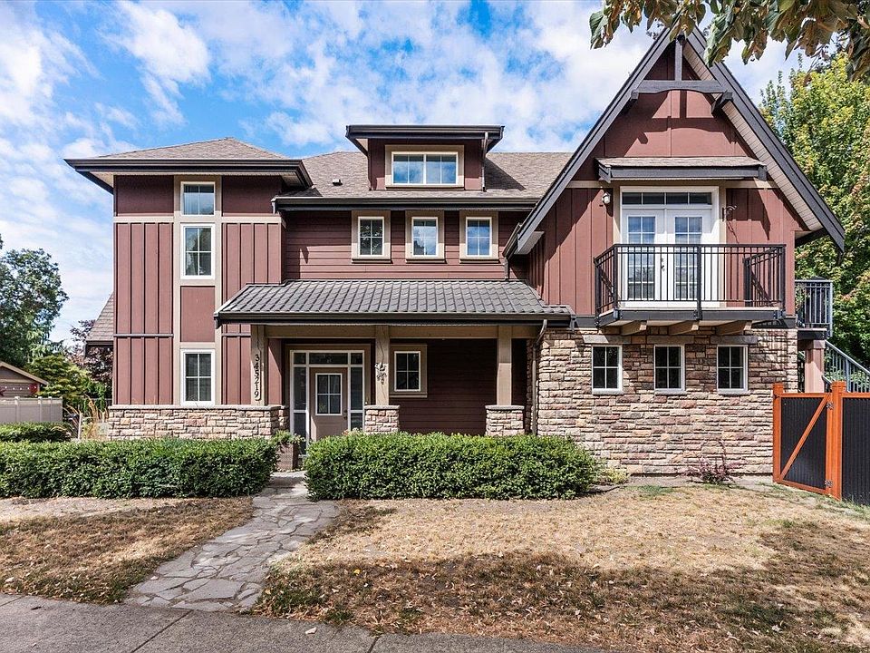 1st image of 45219 Nicomen Cres #3
