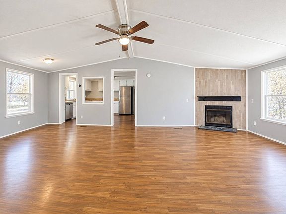 5th image of 489 Starratt Rd #101