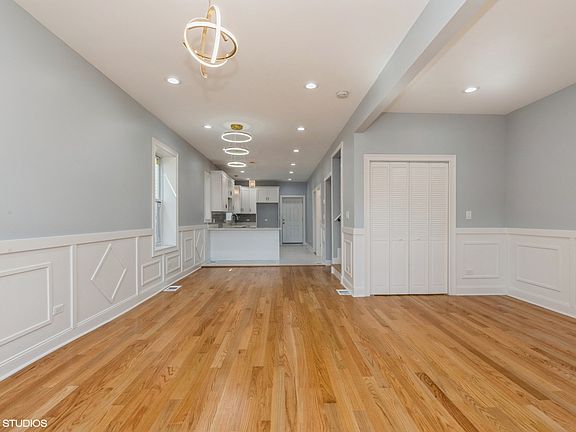 4th image of 9124 S Avalon Ave