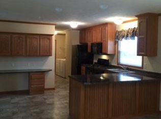 9801 Bellcrest Blvd, Fenton, MI 48430