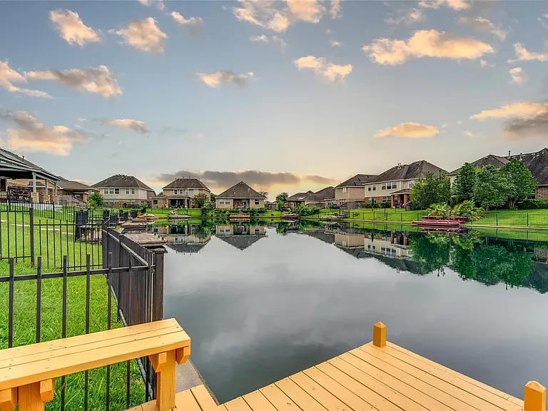 3931 Medici Ct — Photo 48