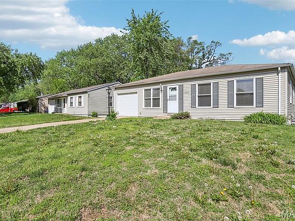 3rd image of 12373 Santa Maria Dr