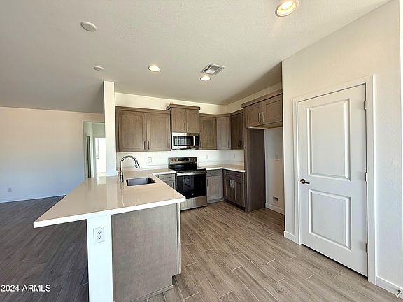 4th image of 8584 W Ginger Trail