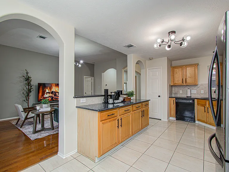 7211 Crescent Mills Dr — Photo 14