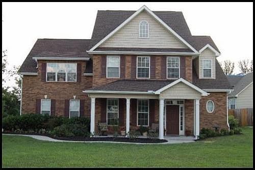 2nd image of 920 Lourdes Ln