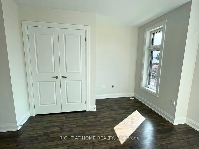 1758 Lawrence Ave W #1 — Photo 21