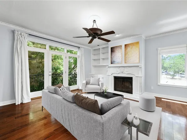 1626 Palma Plz APT 7, Austin, TX 78703