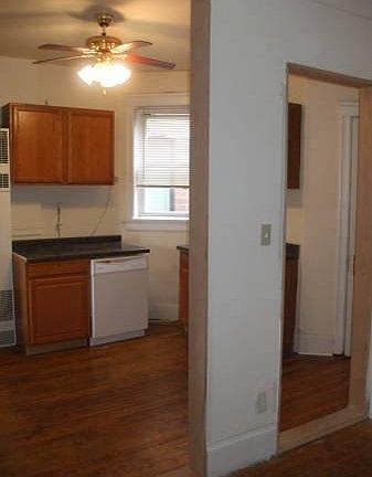 4th image of 1520 N Western Ave APT 2R