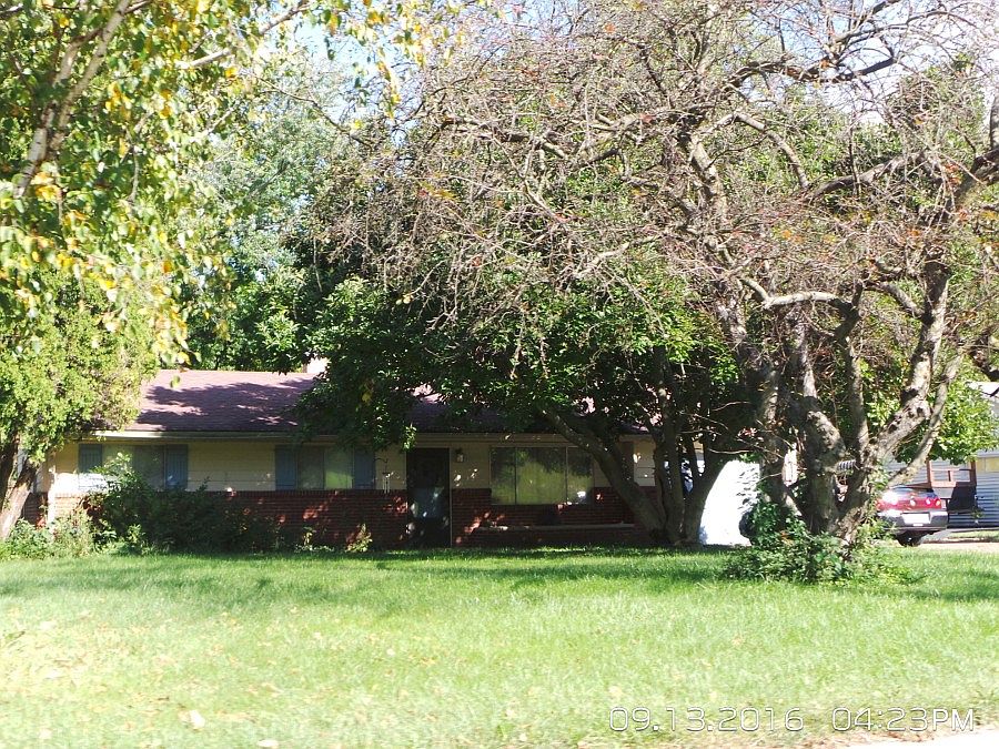 1st image of 1221 N Eleanor St