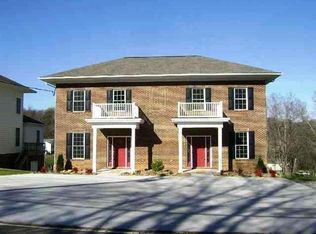 266 & 268 Main St, Dandridge, TN 37725