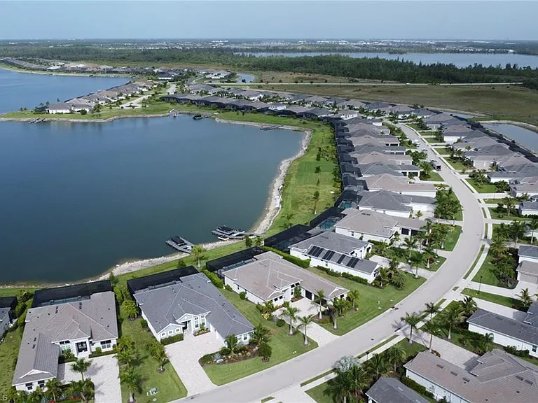 17314 Blue Sapphire Dr — Photo 42