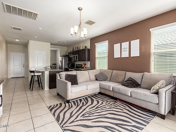 5th image of 41905 W LAGO Street