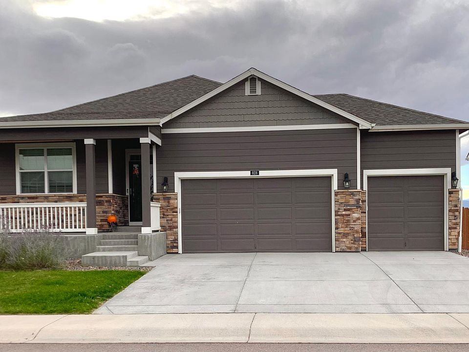 1st image of 828 Camberly Dr
