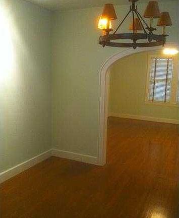 5th image of 2825 Shoal Crest Ave
