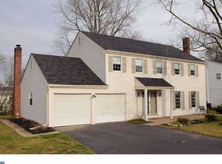 41 Sandown Rd, Audubon, PA 19403