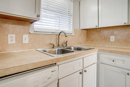 105 SE Gardens Blvd #109 Photo 1