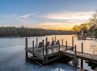 1375 W Main St, Riverhead, NY 11901