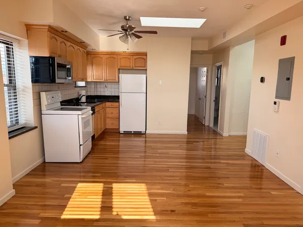 683 Tremont St APT 3, Boston, MA 02118