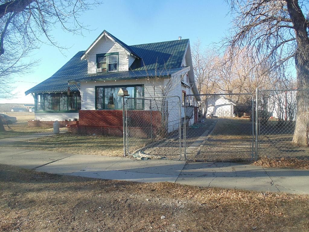 216 C Ave SE, Harlowton, MT 59036 Zillow