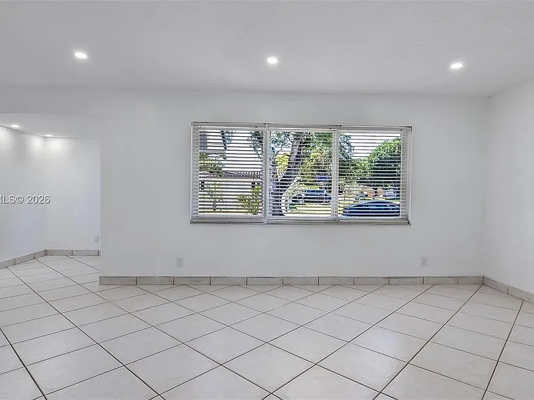 9741 NW 5th St — Photo 3