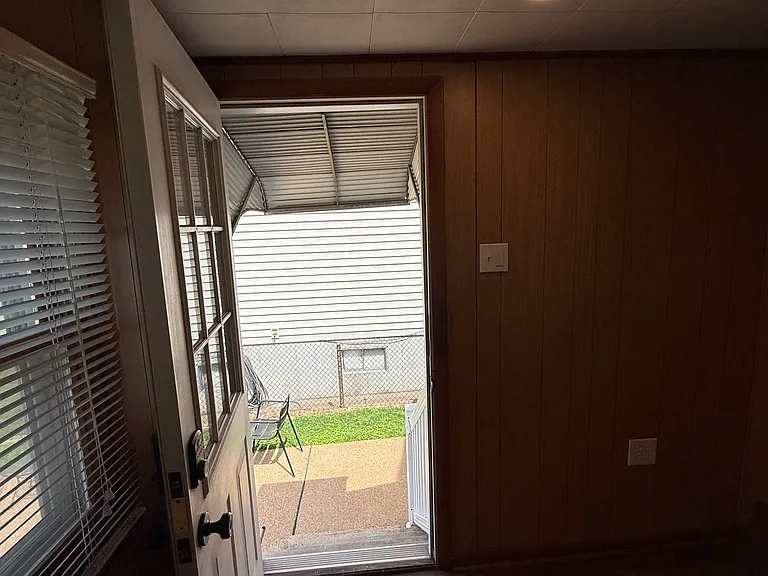 5441 Botanical Ave — Photo 35