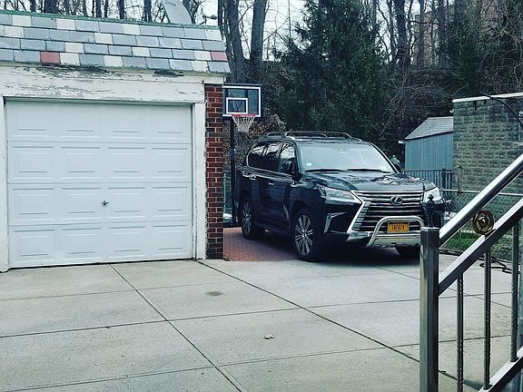 3rd image of 6837 Alderton St
