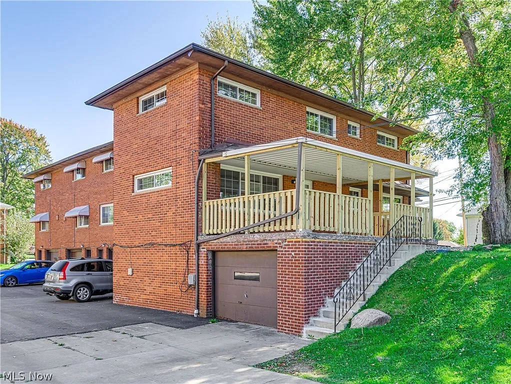 3 bed, 2.0 bath, 1495 sqft, $1,800 — Photo 3