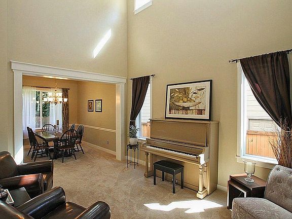 3rd image of 21504 SE 1st Pl